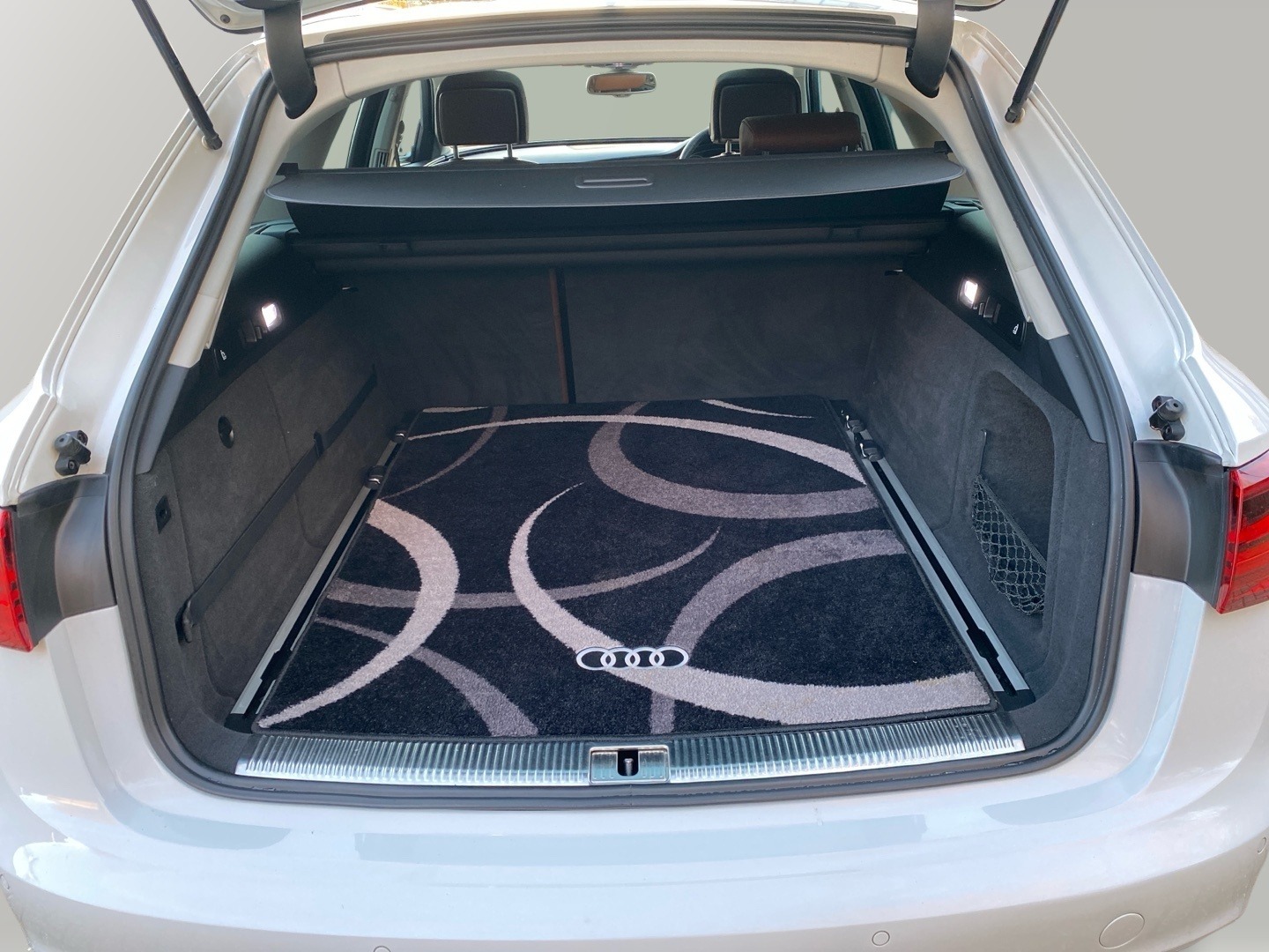 Used Audi A6 Avant 2016 for sale - 76681663: Photo 27