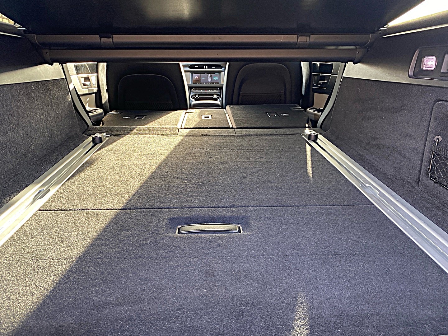 Used Jaguar XF 2019 for sale - 77077363: Photo 18