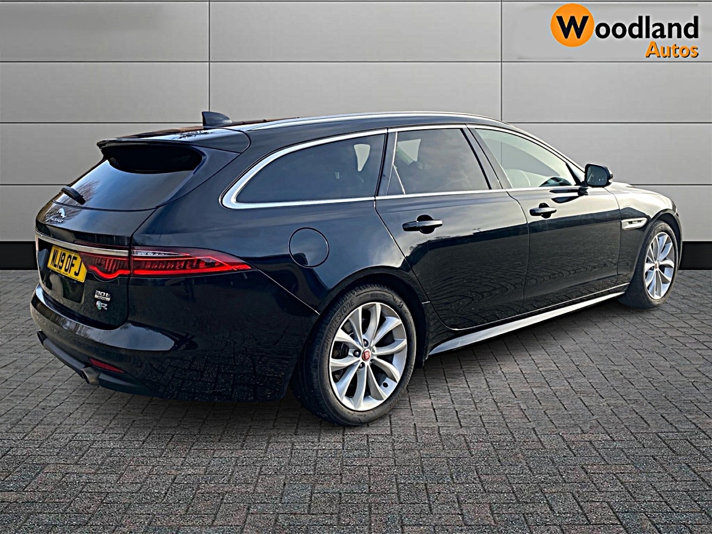 Used Jaguar XF 2019 for sale - 77077363: Photo 2