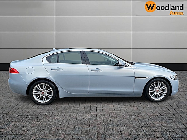 Used Jaguar XE 2015 for sale - 76157486: Photo 10