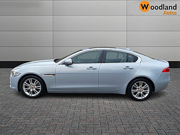Used Jaguar XE 2015 for sale - 76157486: Photo 11