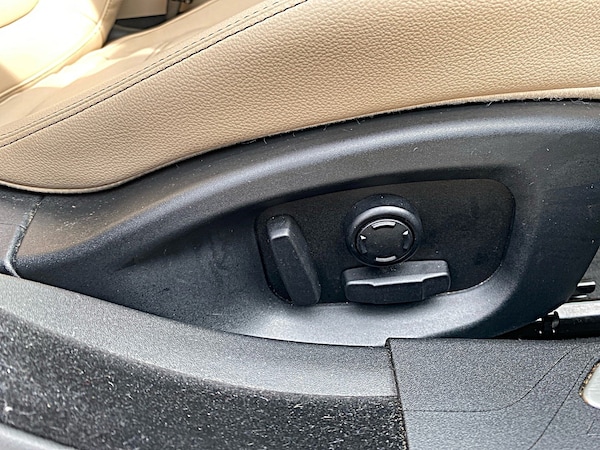 Used Jaguar XE 2015 for sale - 76157486: Photo 22
