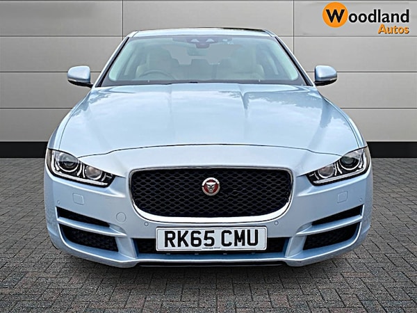 Used Jaguar XE 2015 for sale - 76157486: Photo 26