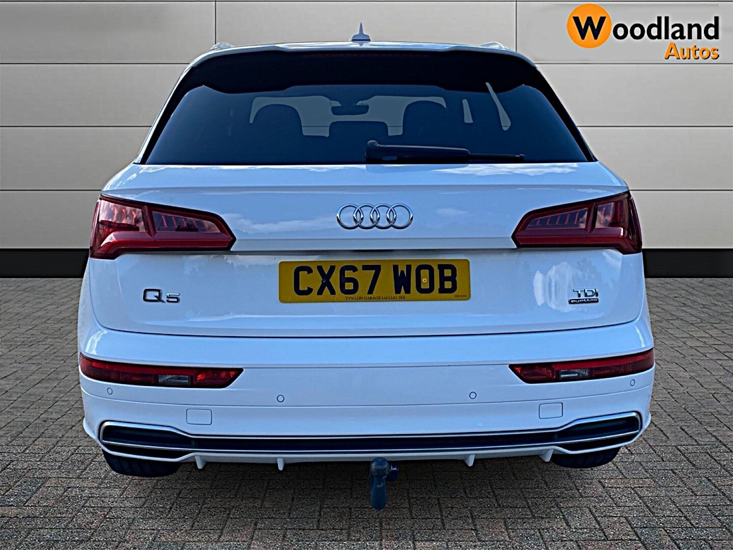 Used Audi Q5 2017 for sale - 76079370: Photo 16