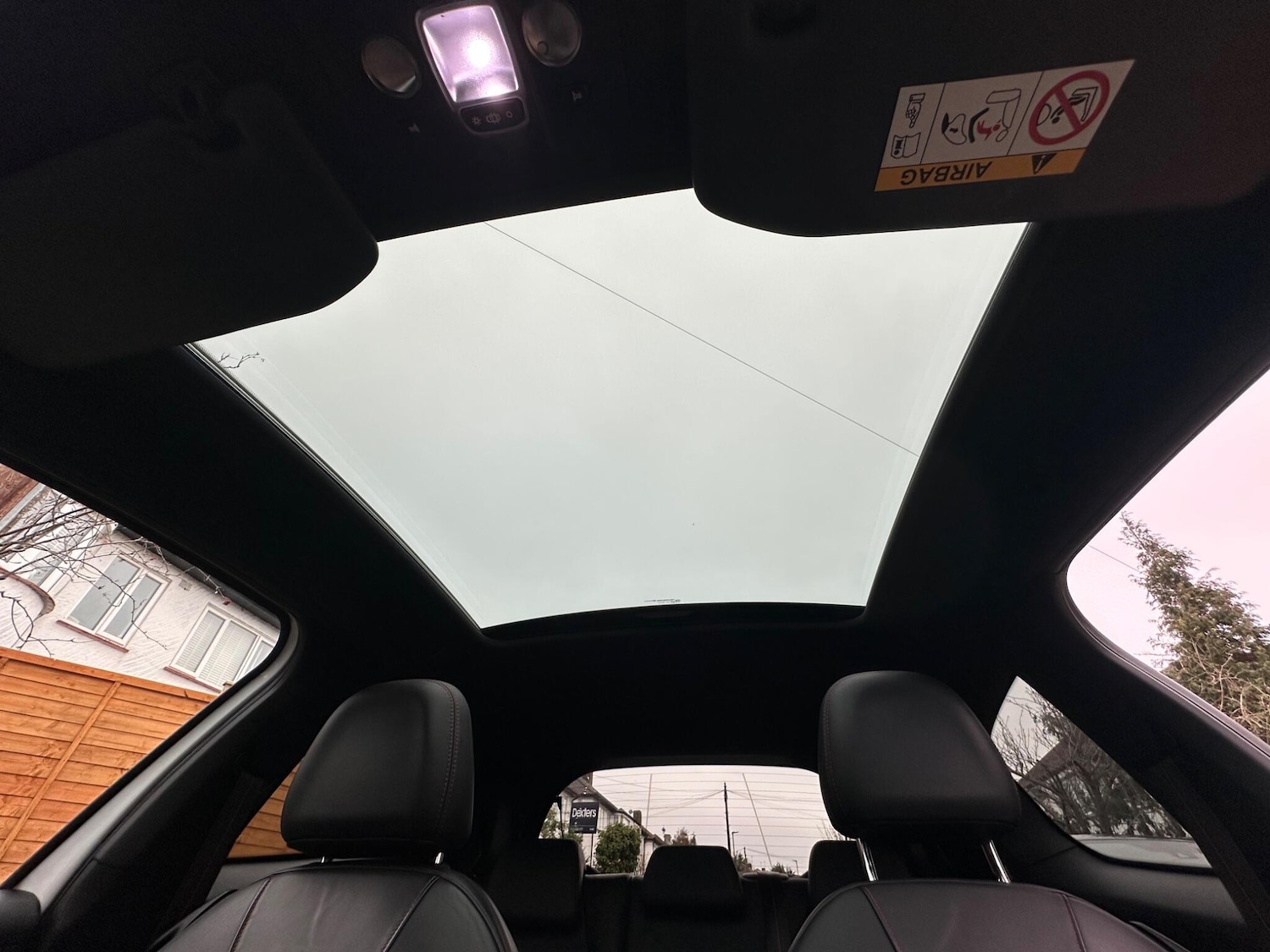 Used Peugeot 208 2015 for sale - 76886905: Photo 33