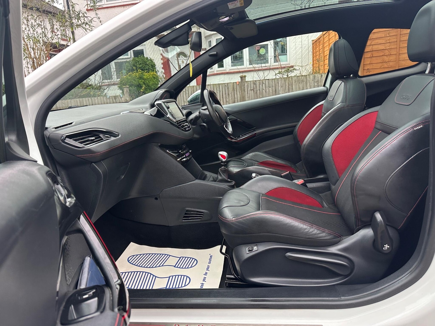 Used Peugeot 208 2015 for sale - 76886905: Photo 34