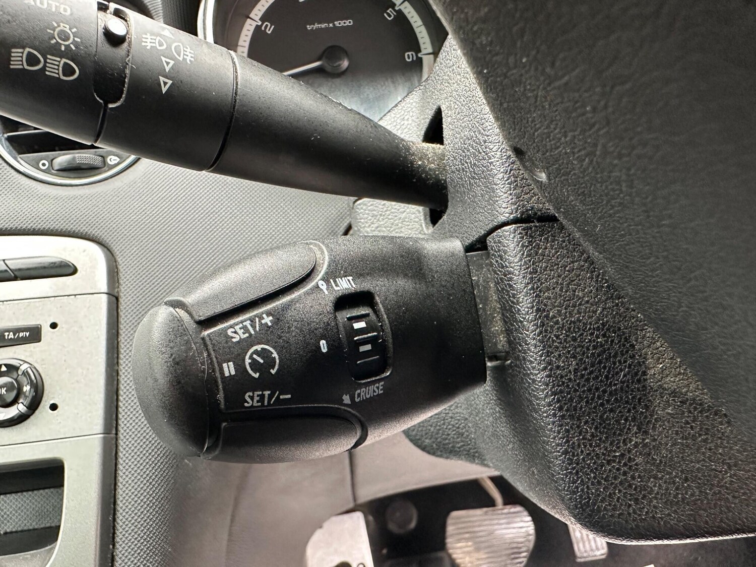 Used Peugeot 308 2011 for sale - 77468536: Photo 17