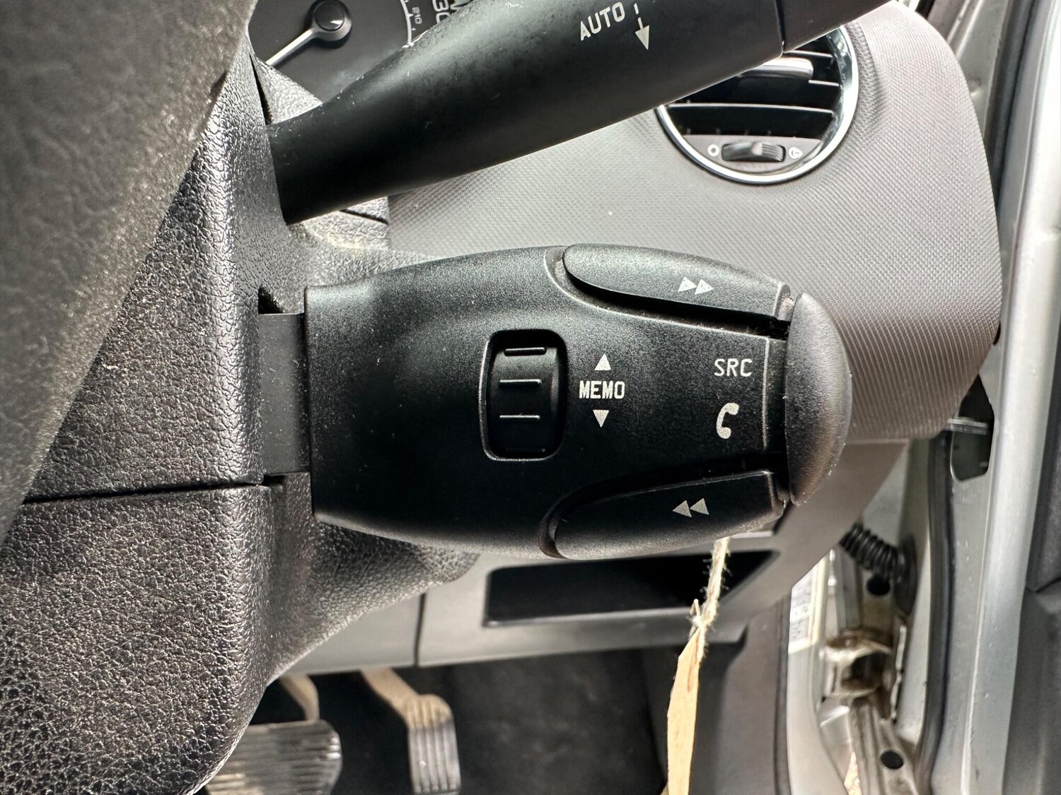 Used Peugeot 308 2011 for sale - 77468536: Photo 18