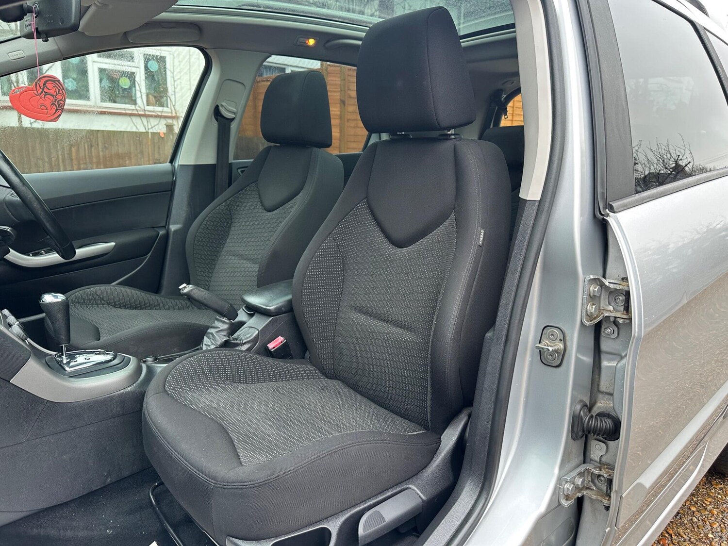 Used Peugeot 308 2011 for sale - 77468536: Photo 30