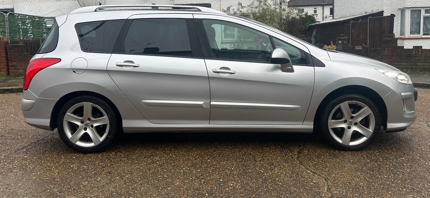 Used Peugeot 308 2011 for sale - 77468536: Photo 7