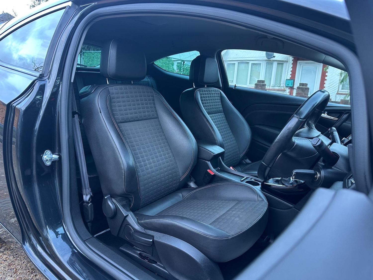 Used Vauxhall Astra GTC 2016 for sale - 76913738: Photo 14