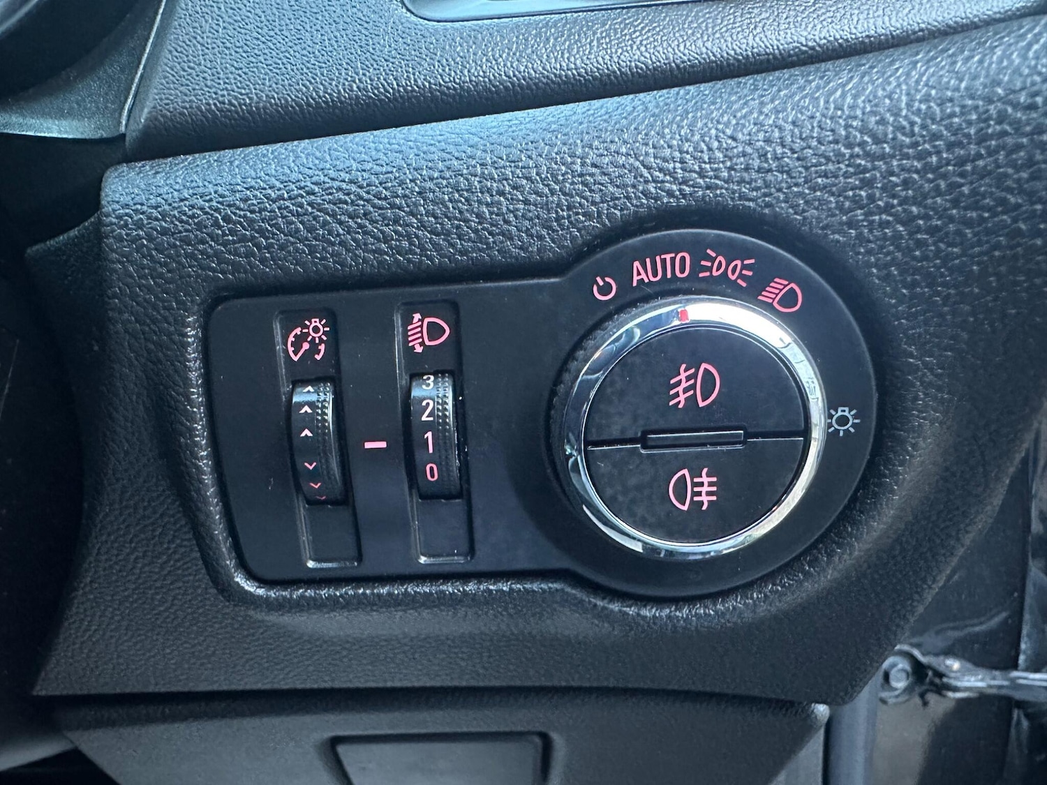 Used Vauxhall Astra GTC 2016 for sale - 76913738: Photo 19