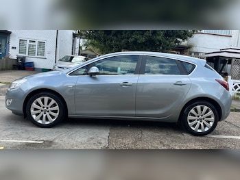 Used Vauxhall Astra 2011 for sale - 78613061: Photo