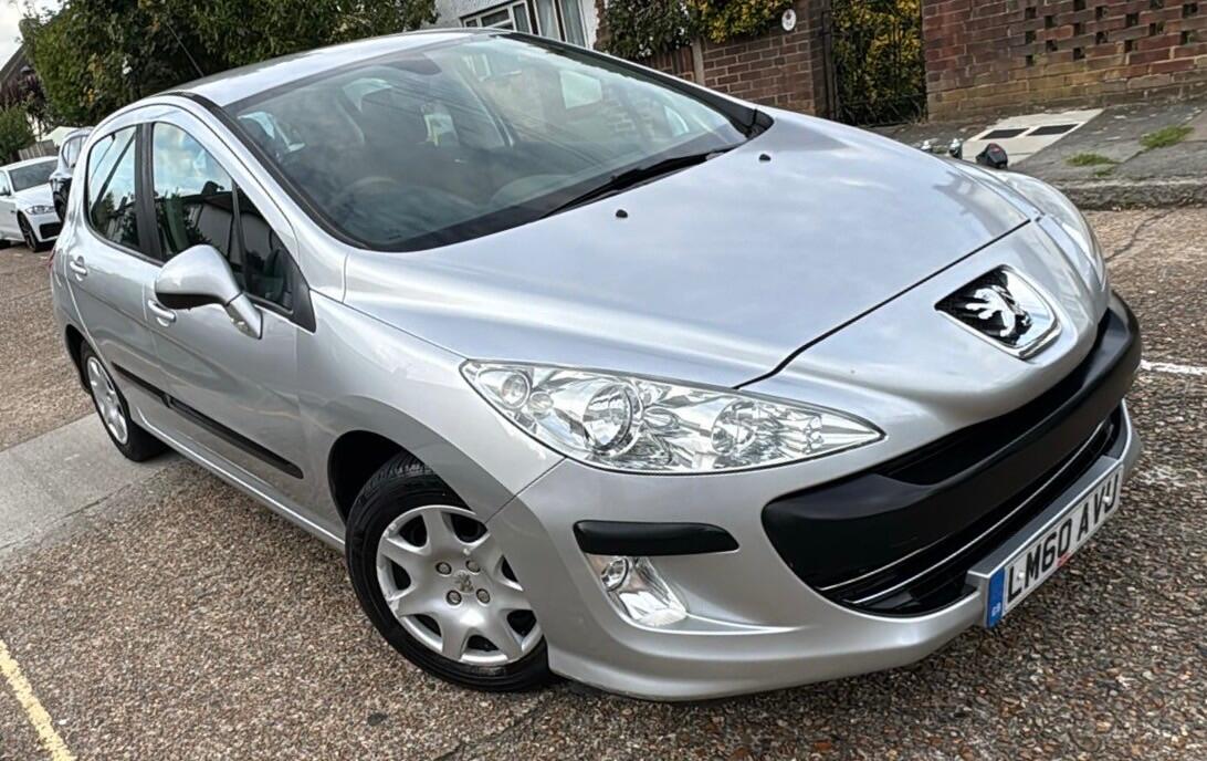Used Peugeot 308 2010 for sale - 76153196: Photo 1