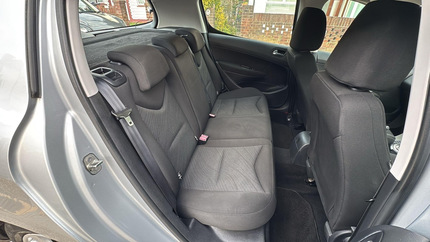 Used Peugeot 308 2010 for sale - 76153196: Photo 11
