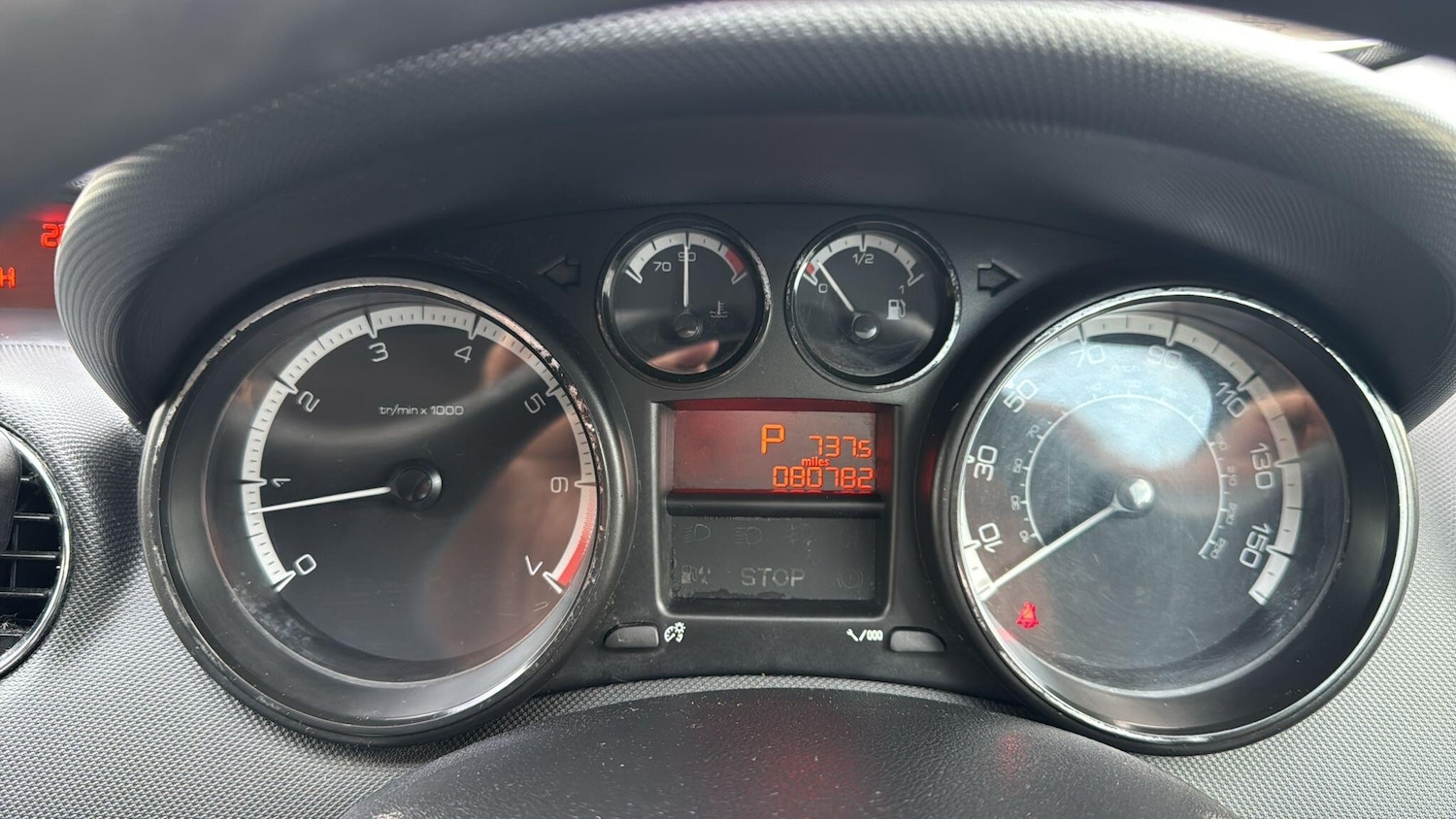 Used Peugeot 308 2010 for sale - 76153196: Photo 16