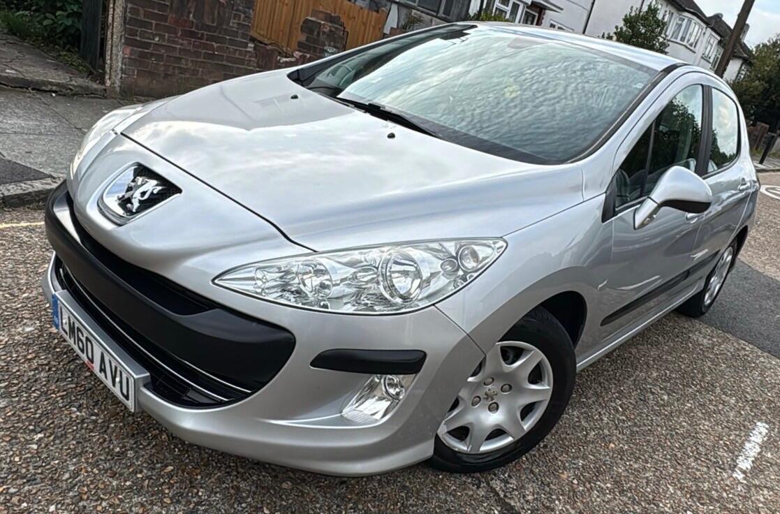 Used Peugeot 308 2010 for sale - 76153196: Photo 3