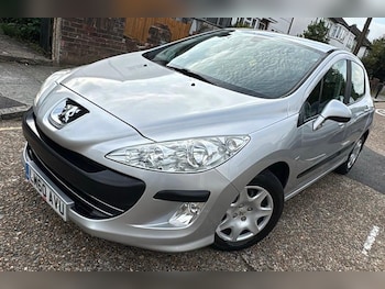 Used Peugeot 308 2010 for sale - 76153196: Photo 3