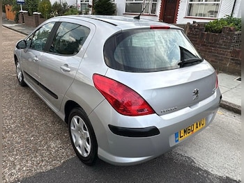 Used Peugeot 308 2010 for sale - 76153196: Photo 4