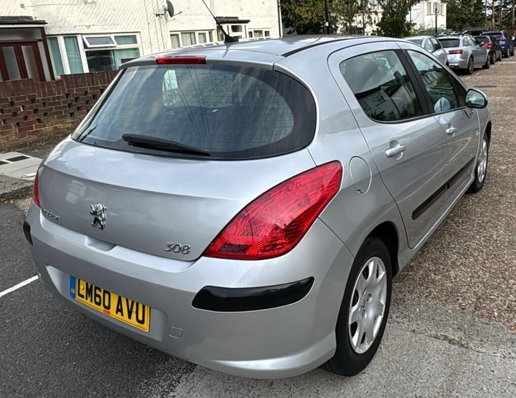 Used Peugeot 308 2010 for sale - 76153196: Photo 8