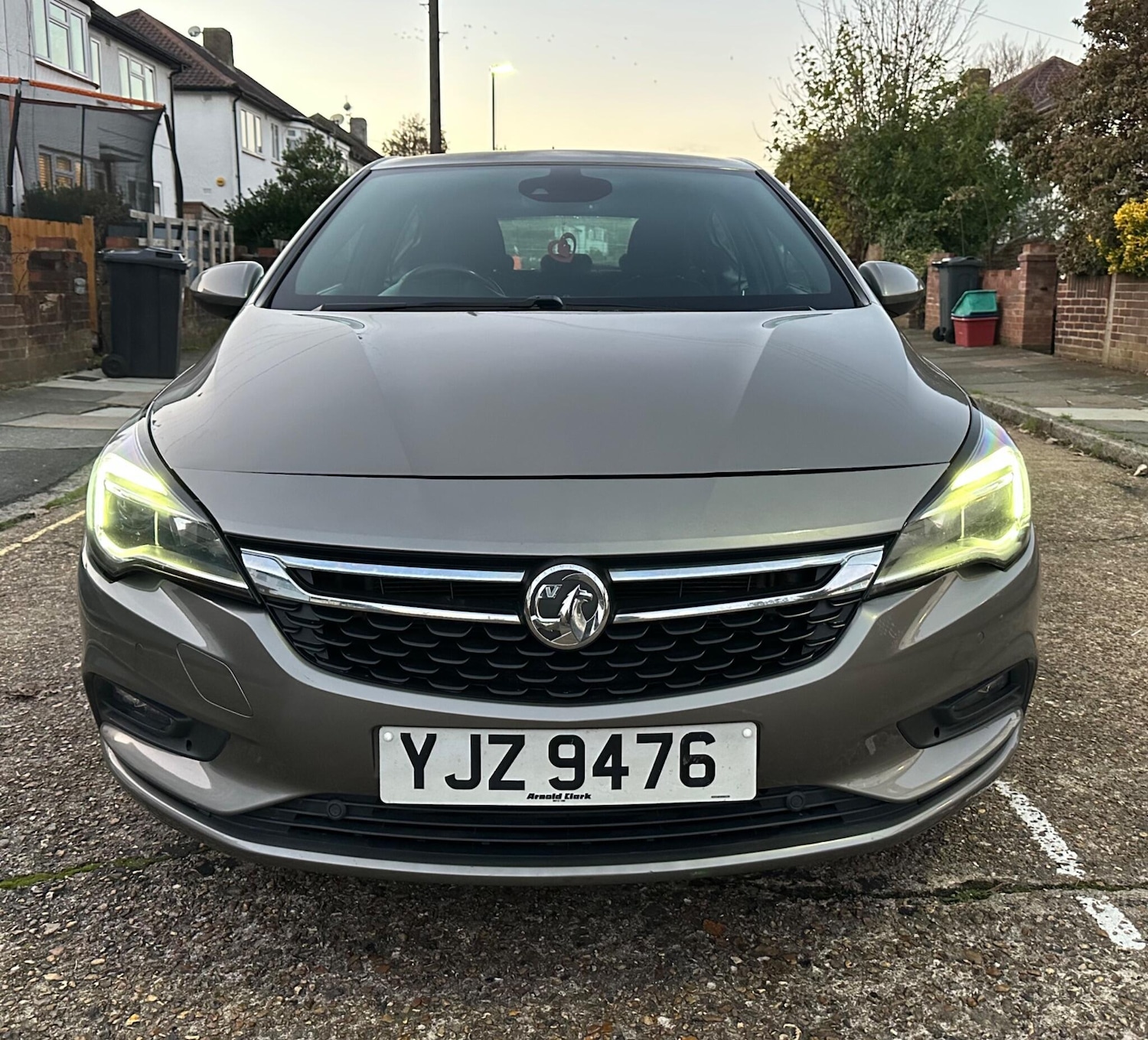 Used Vauxhall Astra 2016 for sale - 76701698: Photo 2