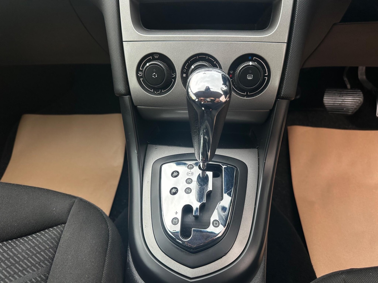 Used Peugeot 308 2010 for sale - 76499167: Photo 10