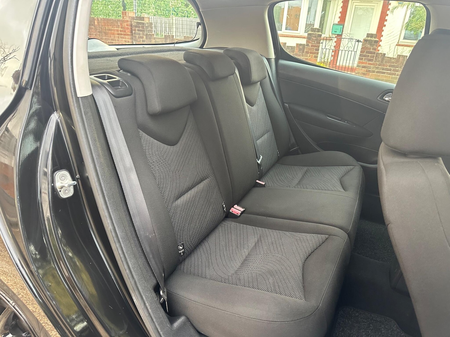 Used Peugeot 308 2010 for sale - 76499167: Photo 14