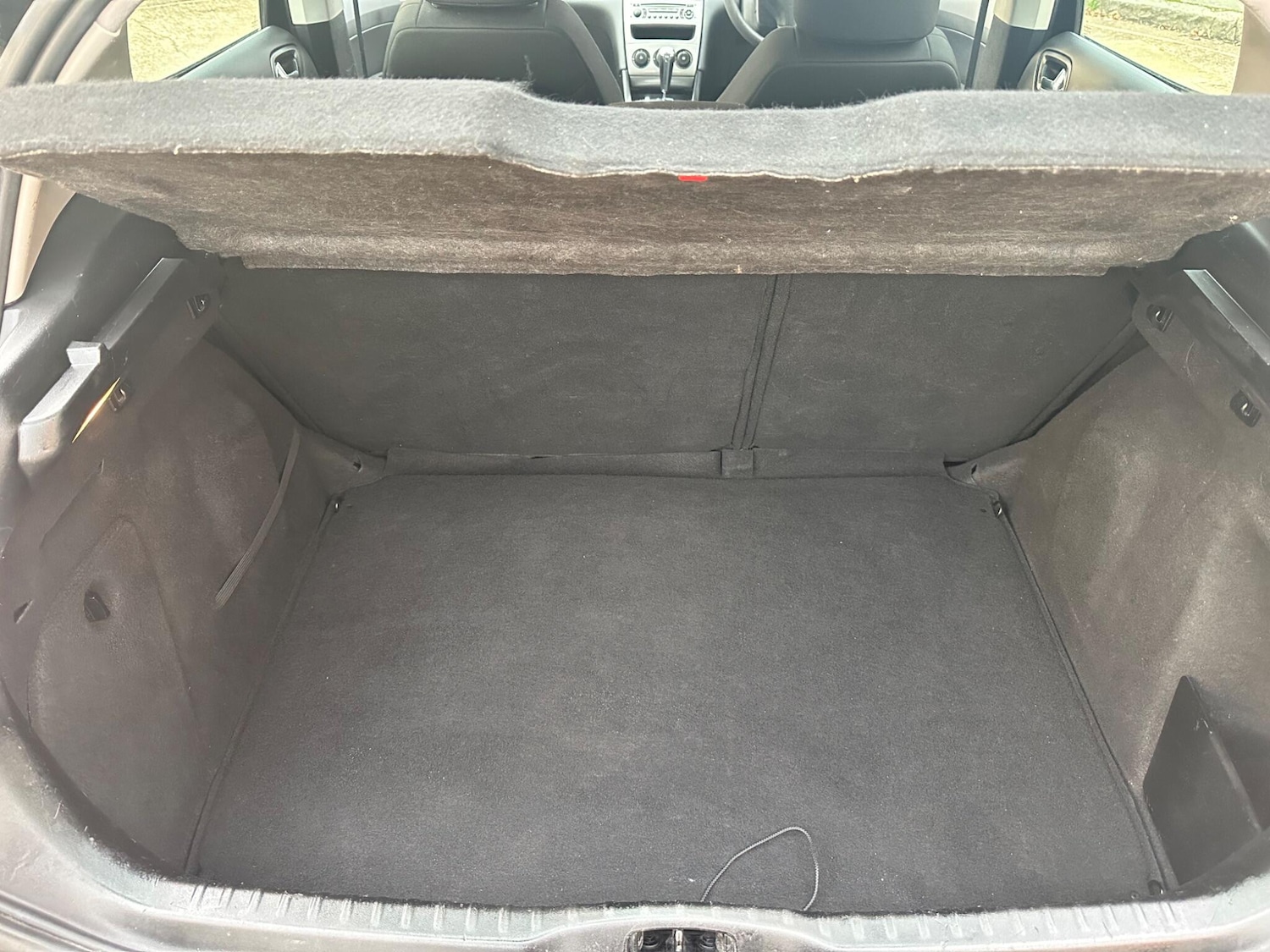 Used Peugeot 308 2010 for sale - 76499167: Photo 22