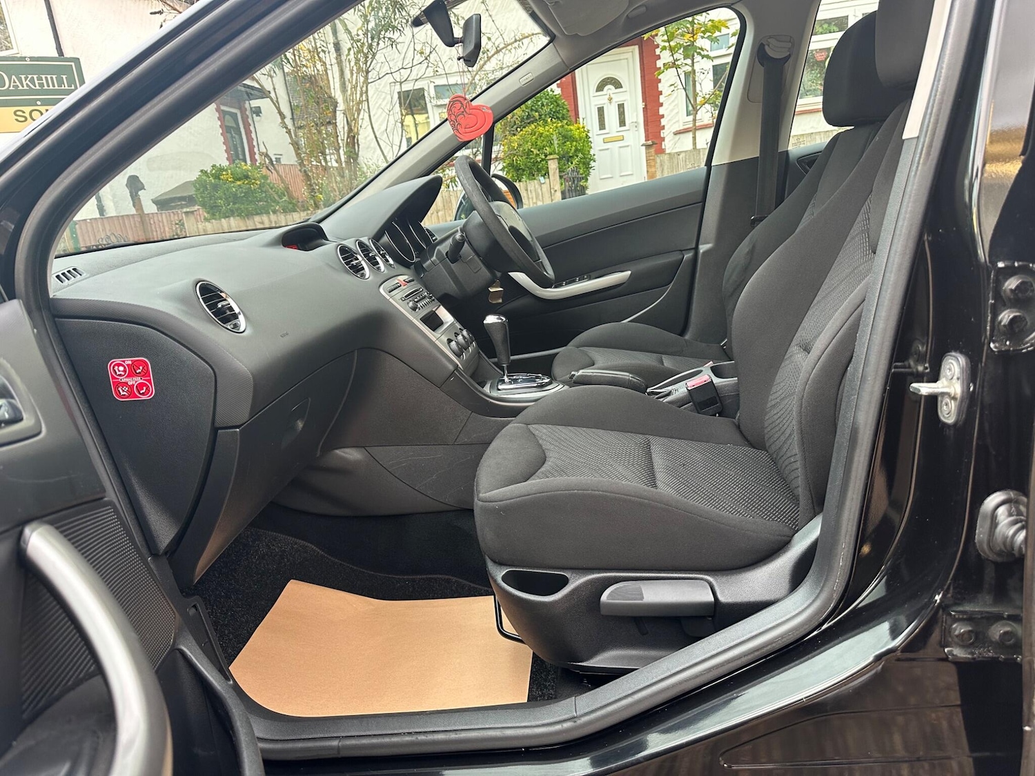 Used Peugeot 308 2010 for sale - 76499167: Photo 24