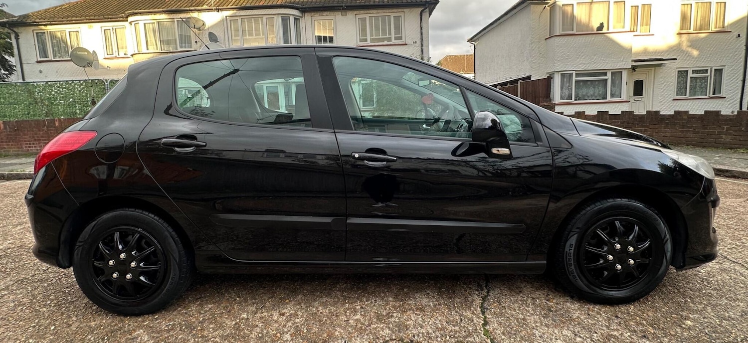 Used Peugeot 308 2010 for sale - 76499167: Photo 7