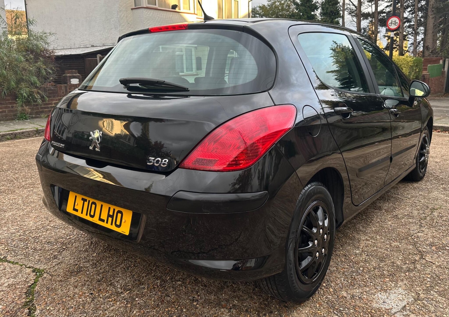 Used Peugeot 308 2010 for sale - 76499167: Photo 8