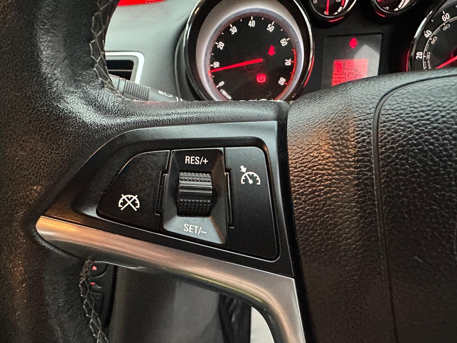 Used Vauxhall Meriva 2014 for sale - 77040797: Photo 22