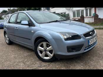 2005 (55) - 1.6 Zetec Climate 5dr