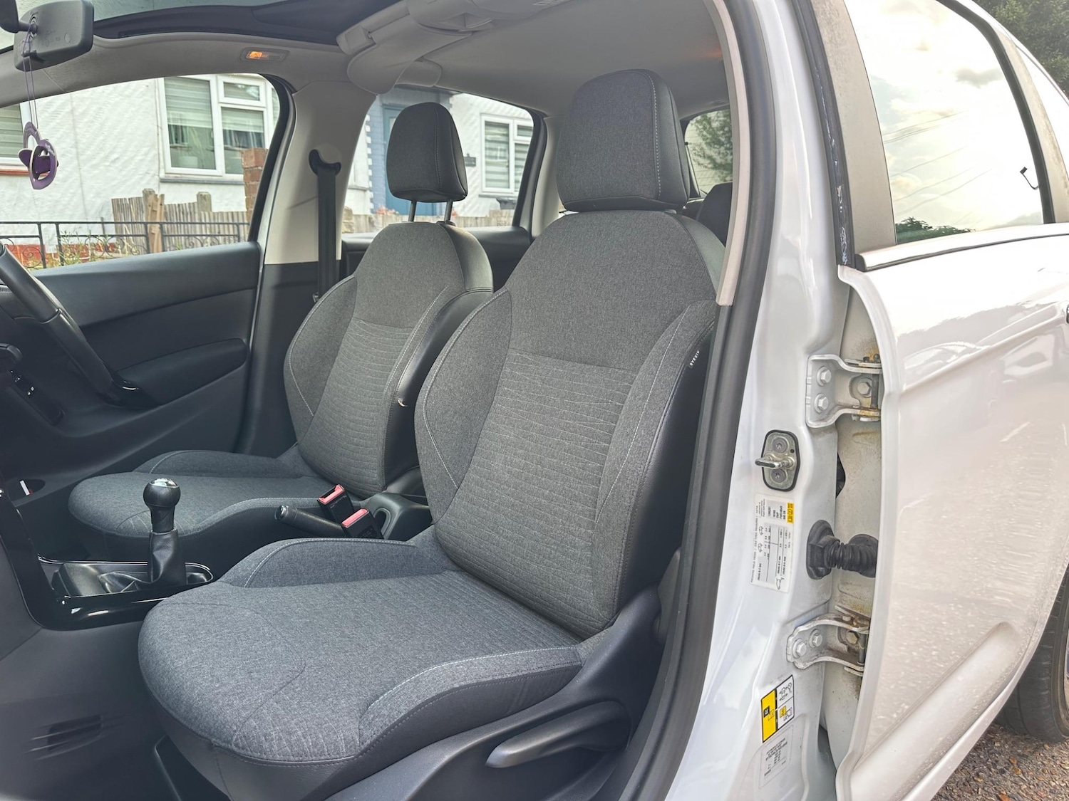Vehicle 27