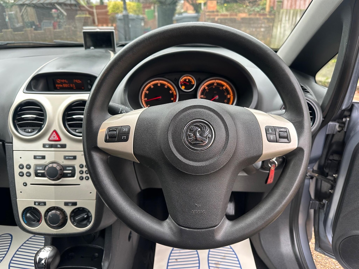 Used Vauxhall Corsa 2007 for sale - 76886901: Photo 24