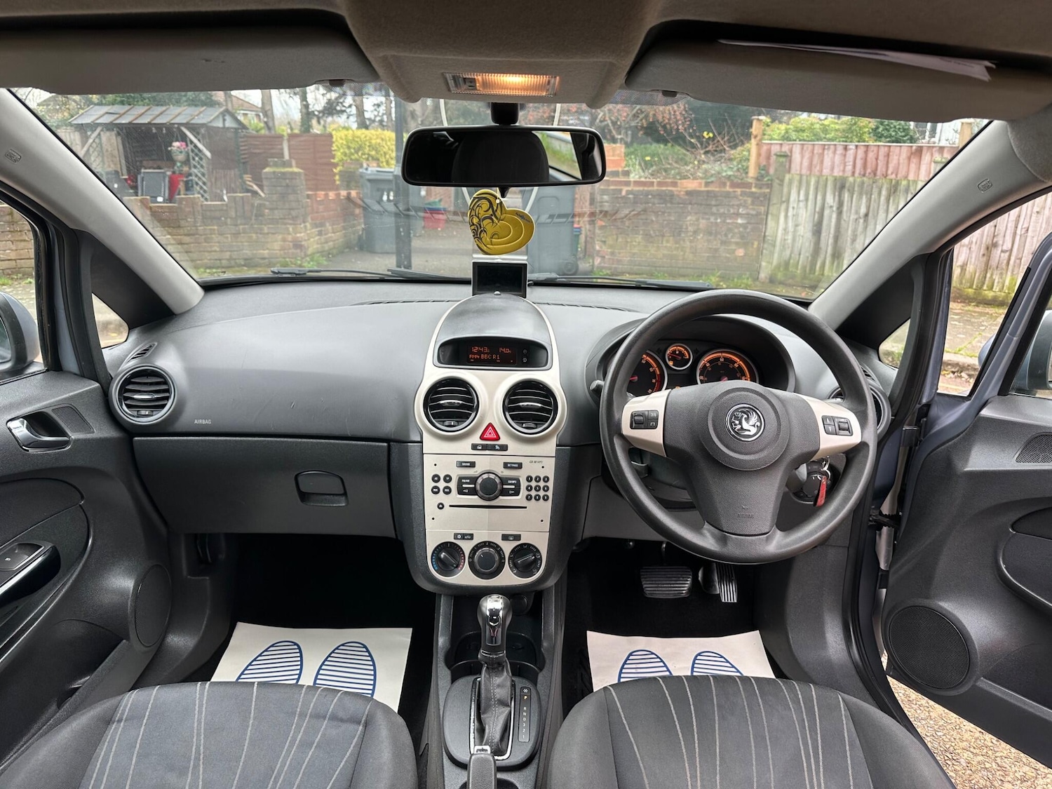 Used Vauxhall Corsa 2007 for sale - 76886901: Photo 9