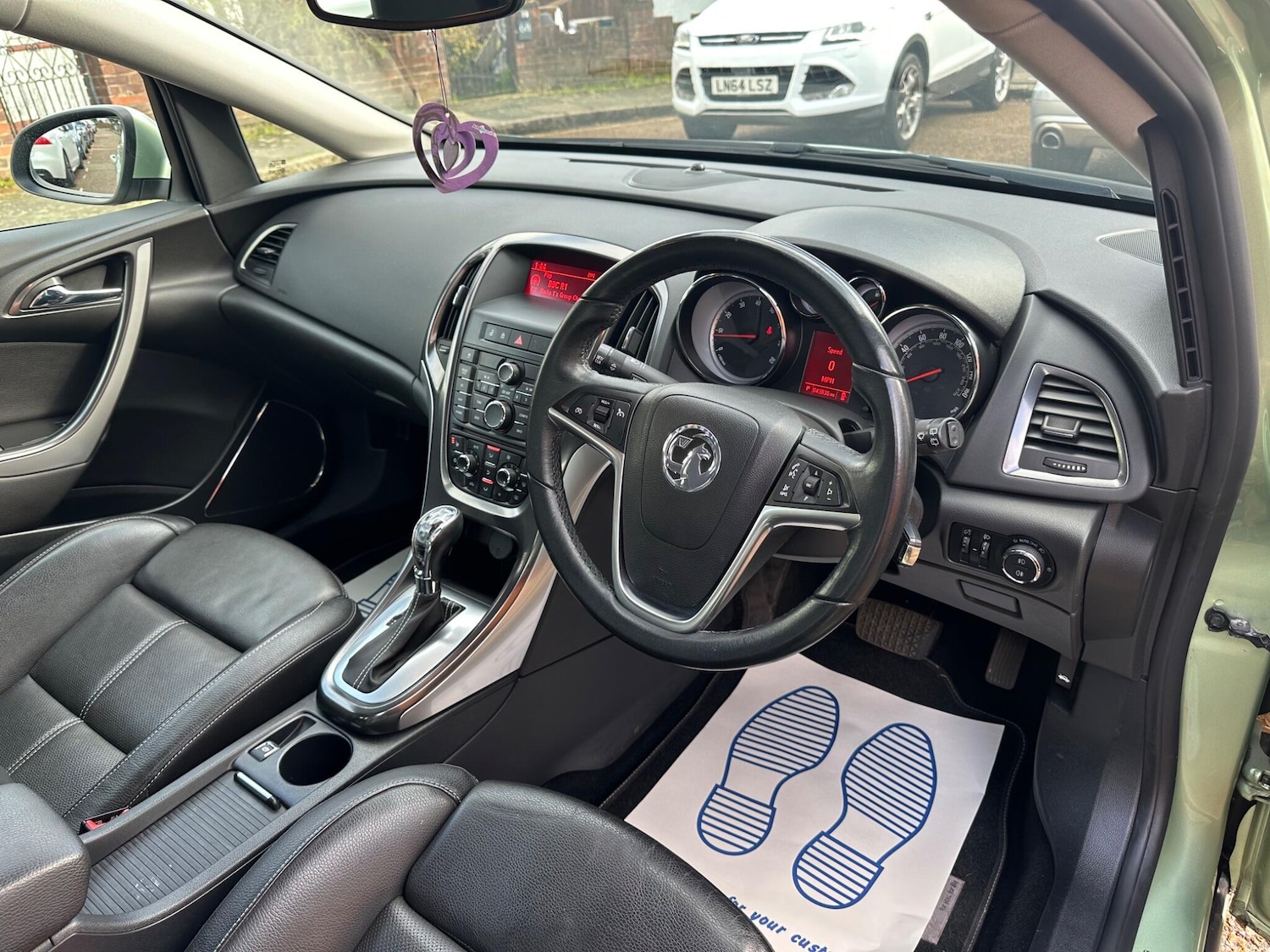 Used Vauxhall Astra 2012 for sale - 77403890: Photo 11