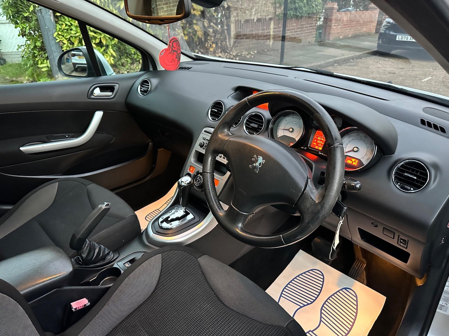 Used Peugeot 308 for sale - 76742857: Photo 12