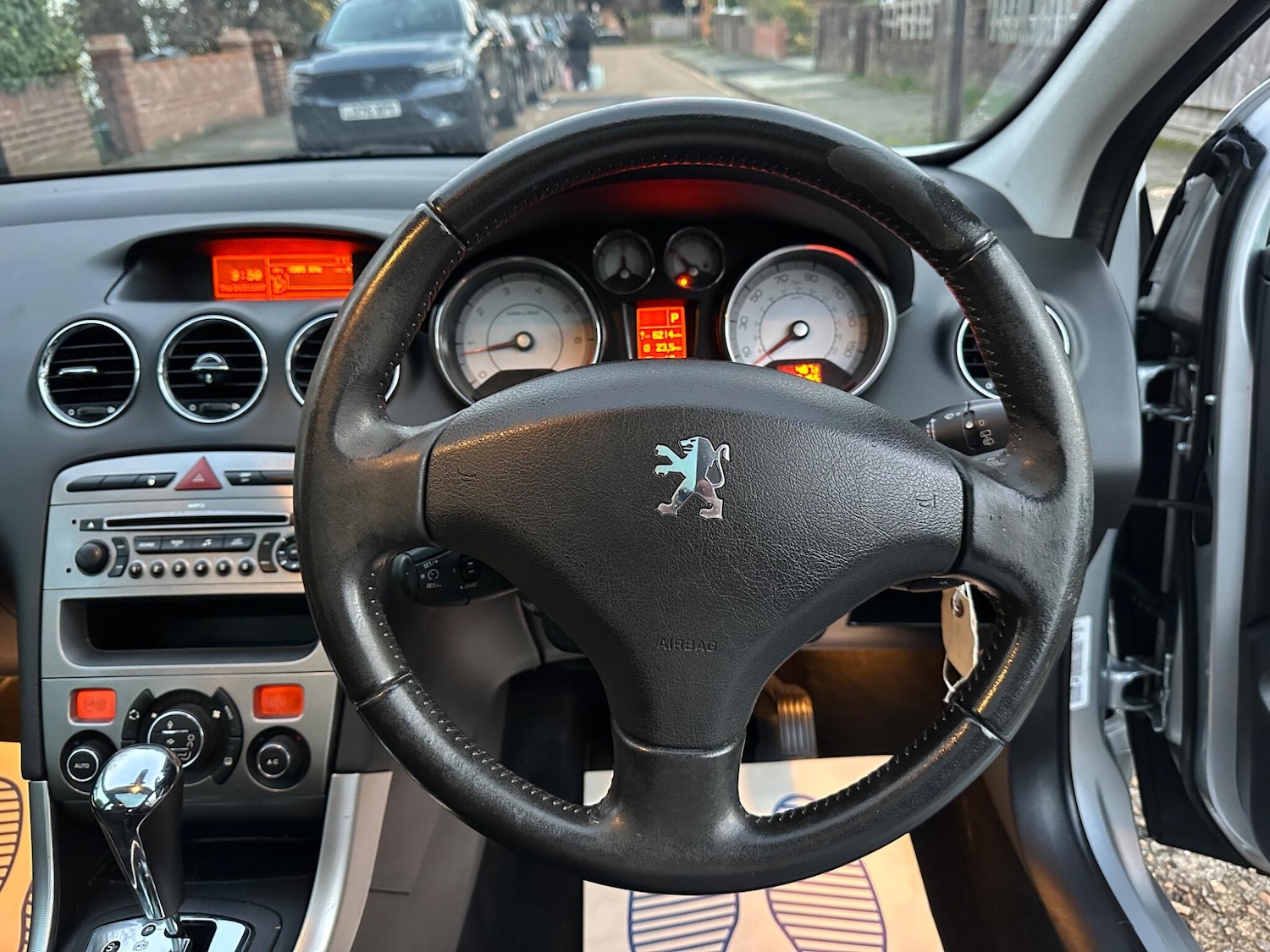 Used Peugeot 308 for sale - 76742857: Photo 25