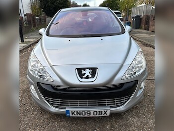 Used Peugeot 308 2009 for sale - 76742857: Photo