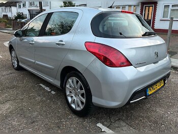 Used Peugeot 308 2009 for sale - 76742857: Photo