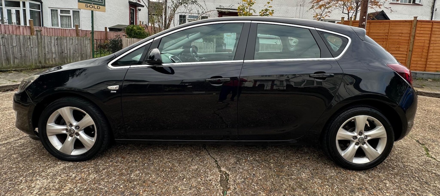 Used Vauxhall Astra 2010 for sale - 76562218: Photo 5