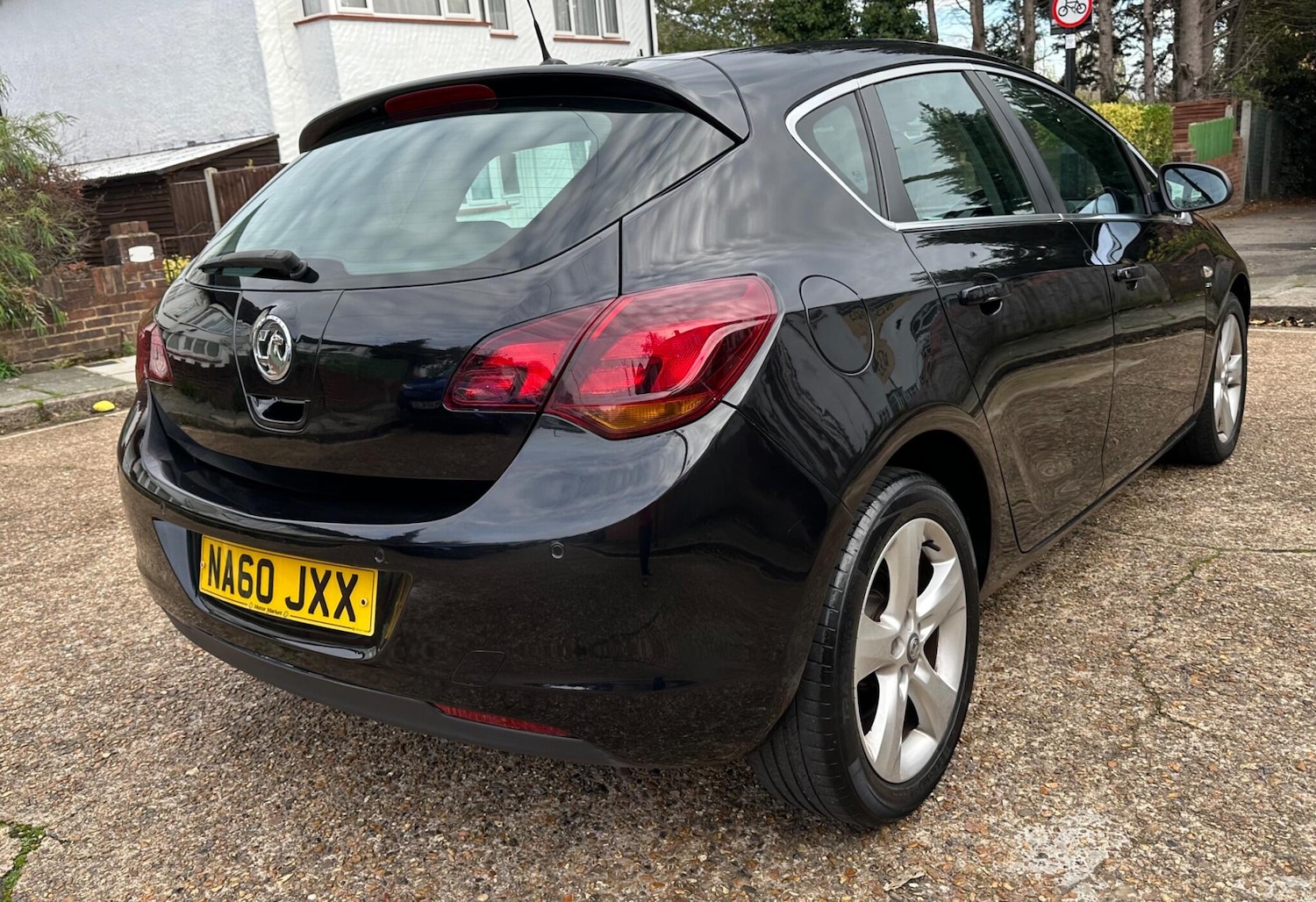 Used Vauxhall Astra 2010 for sale - 76562218: Photo 8