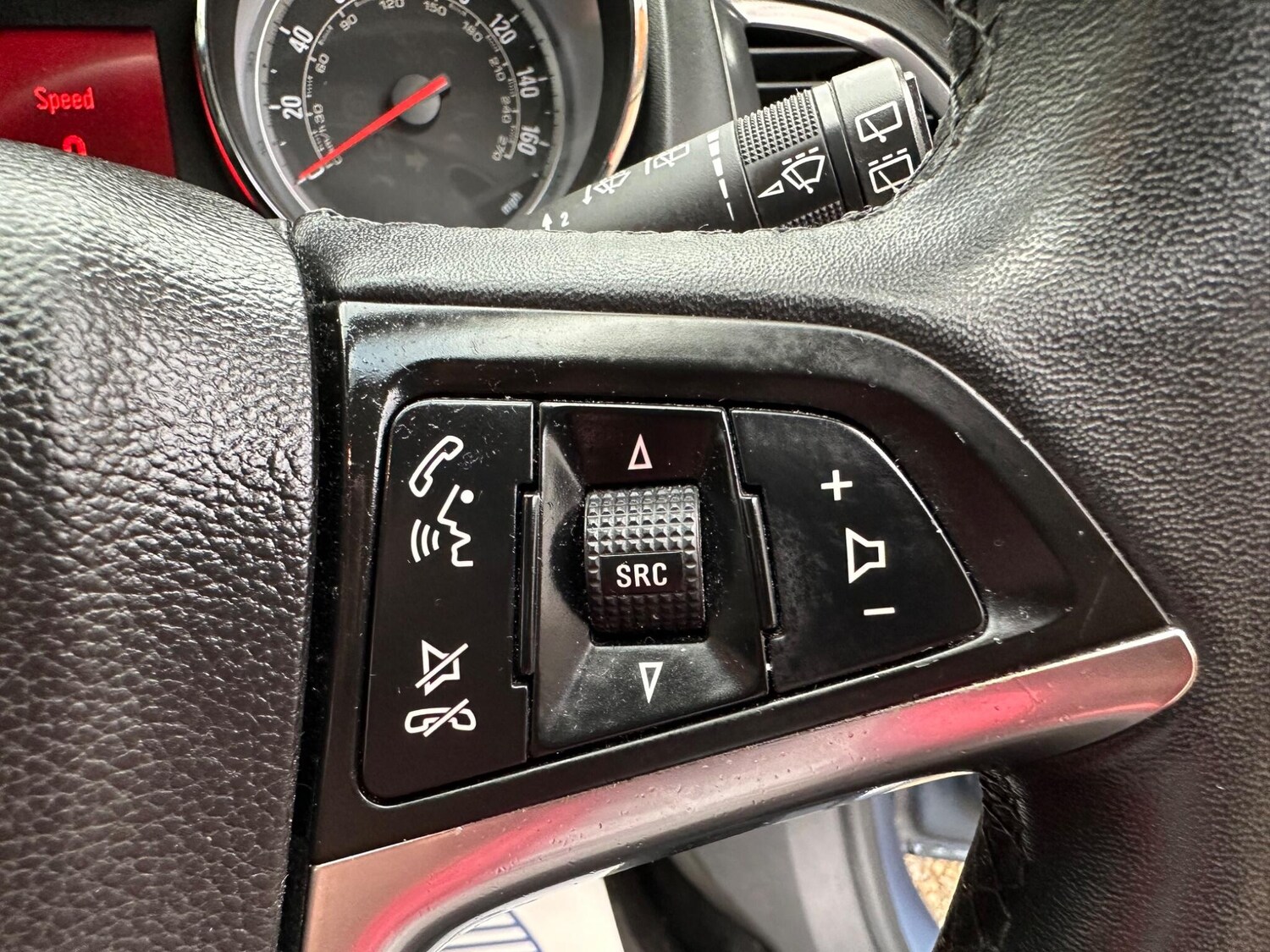 Used Vauxhall Astra 2010 for sale - 78058237: Photo 17