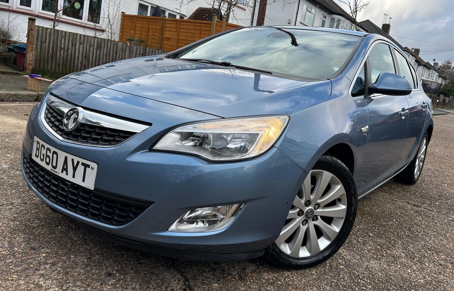 Used Vauxhall Astra 2010 for sale - 78058237: Photo 3