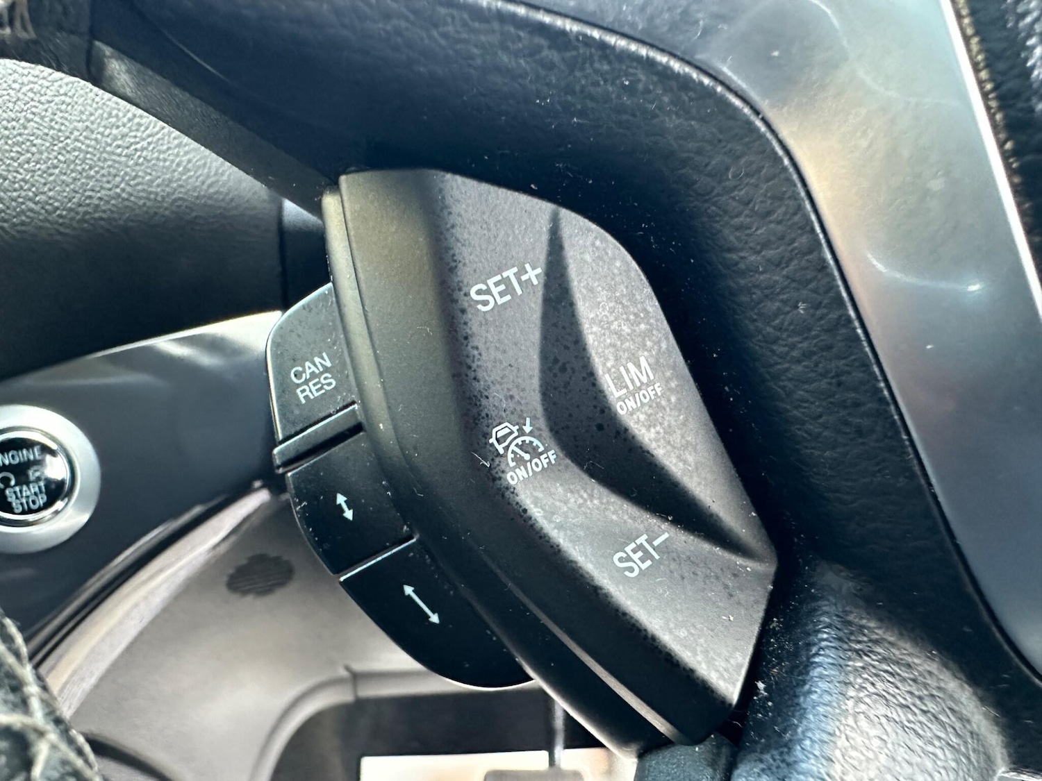 Used Ford Kuga 2014 for sale - 77560011: Photo 24