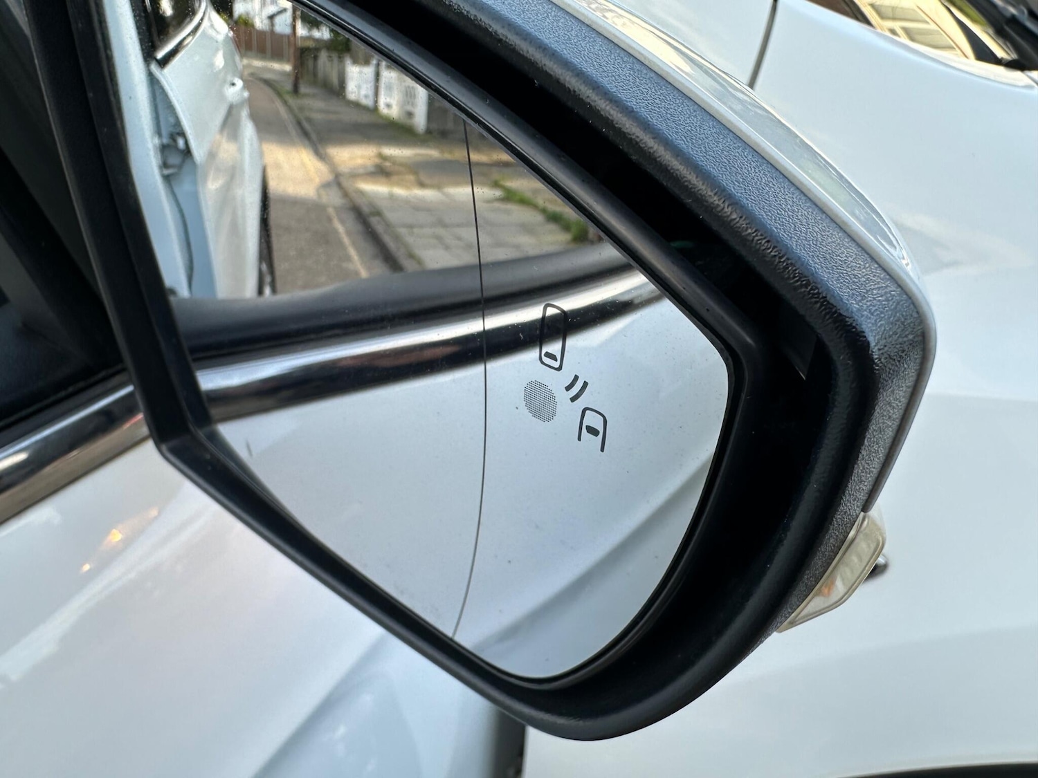 Used Ford Kuga 2014 for sale - 77560011: Photo 30