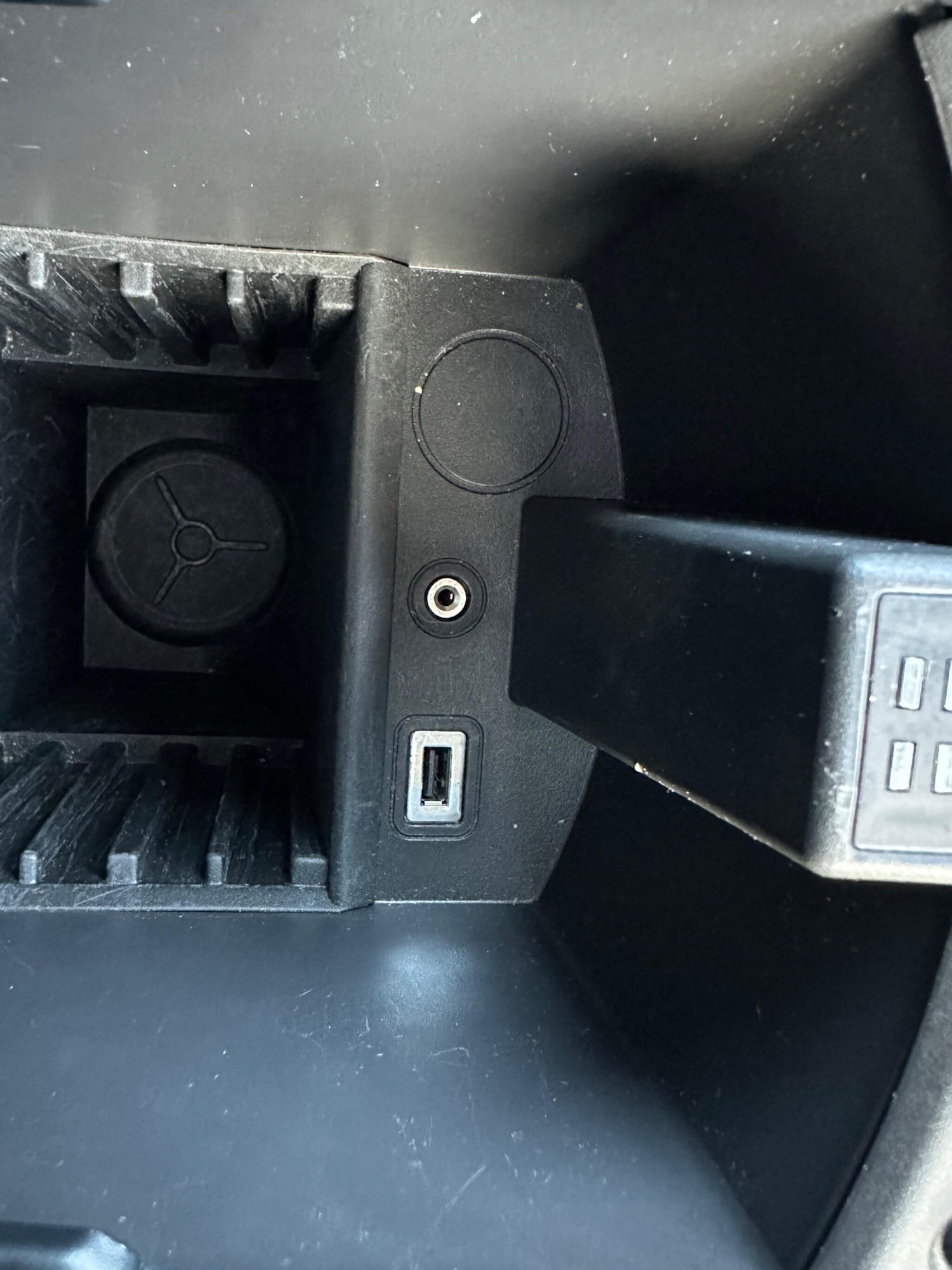 Used Ford Kuga 2014 for sale - 77560011: Photo 44