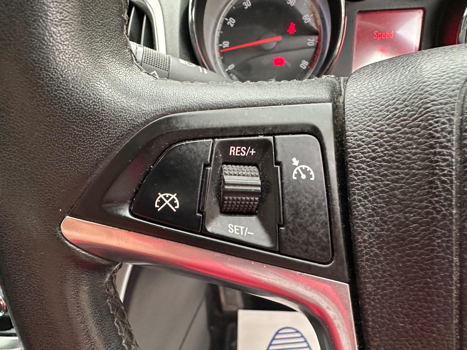 Used Vauxhall Astra 2010 for sale - 77403891: Photo 18