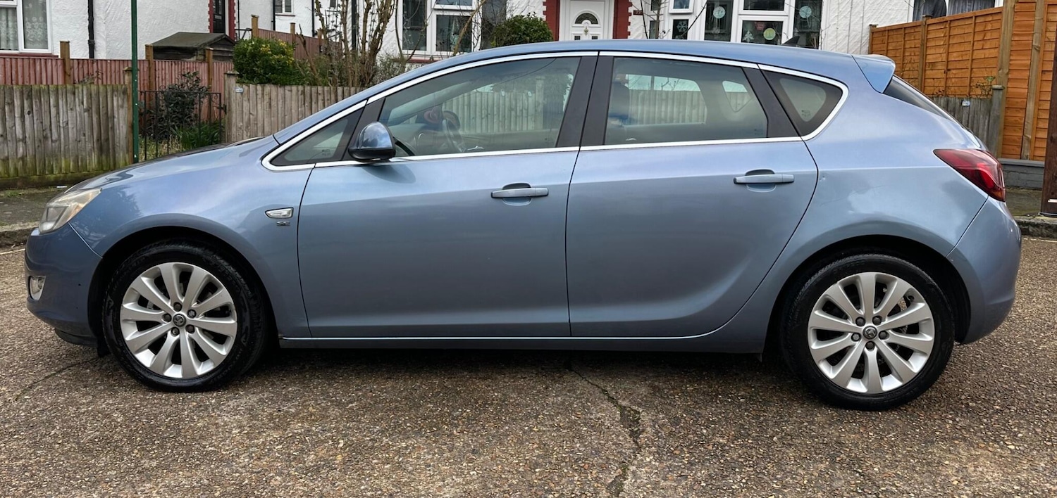 Used Vauxhall Astra 2010 for sale - 77403891: Photo 5